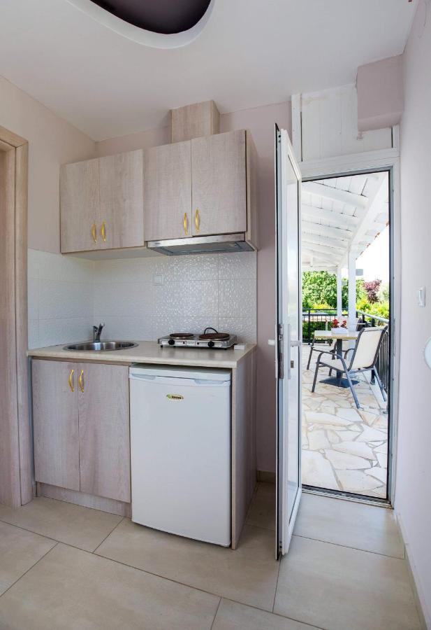 Lena Apartments II ลิเมนาเรีย ภายนอก รูปภาพ
